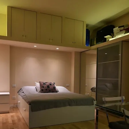 Biancamano Apartment